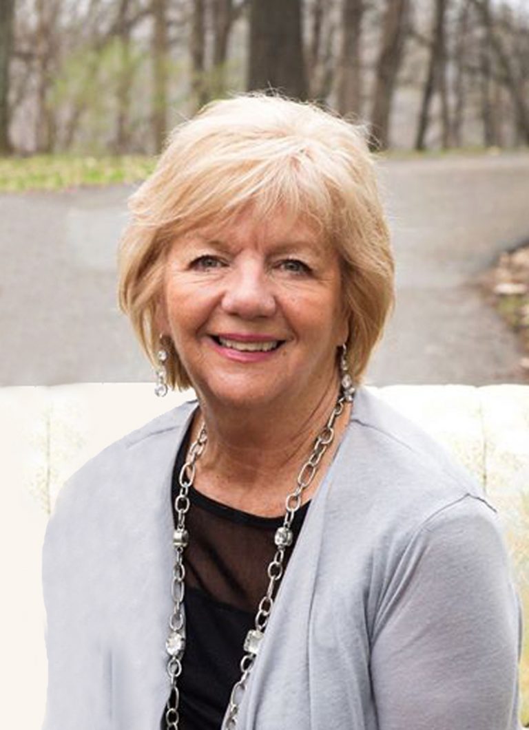 Patricia “Patti” Wild, 75, of Lansing, Iowa, November 30, 2019 Grau