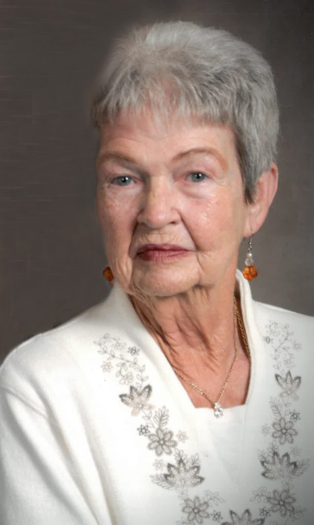 Anna Mae (Thole) Donlon, Elkader, Iowa, November 22, 2019 Grau