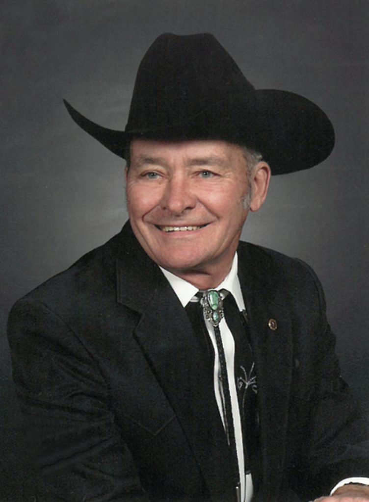 Edward “Ed” Henry Bohr Jr., Ossian, Iowa, December 24, 2020. Grau