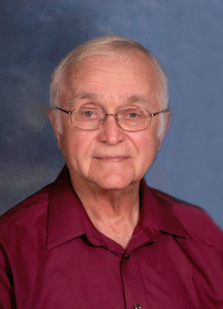 Donald Wayne Mueller, West Union, Iowa, February 12, 2022 Grau