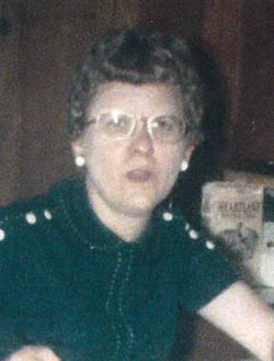 Kneeland-Ellen-news-pic-250x329