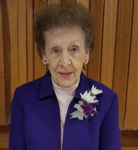 Elvera-Palas-275x300